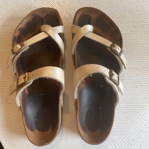 Birkenstock Mayari size 9